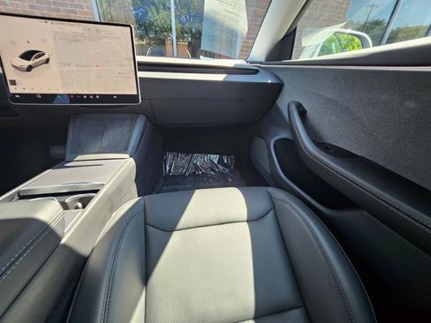 Used 2025 Tesla Model 3 Long Range RWD image 54