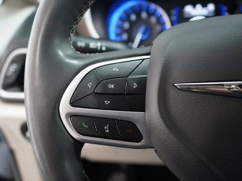 Used 2023 Chrysler Voyager LX FWD image 21