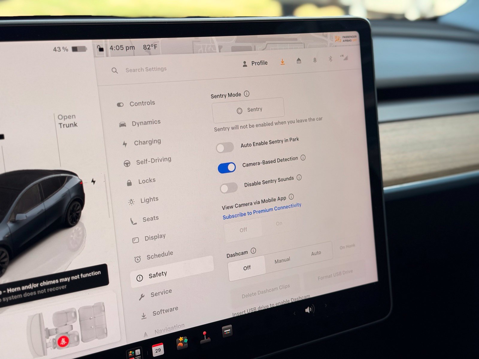 Used 2024 Tesla Model Y Long Range RWD image 42