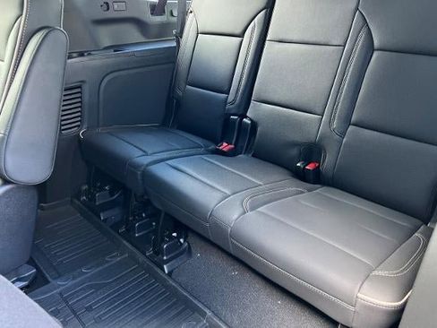 New 2026 GMC Yukon XL Elevation w/ Elevation Premium Package AWD/4WD image 17