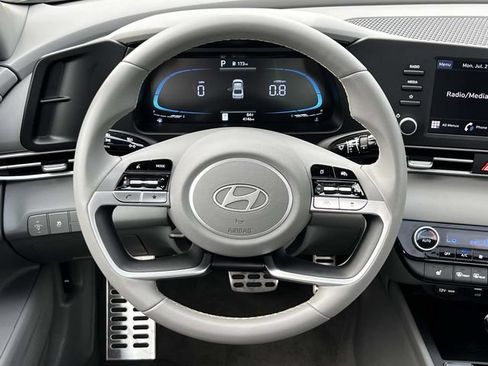 Certified 2026 Hyundai Elantra SEL Sport Premium FWD image 16