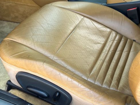 Used 1998 Porsche Boxster RWD image 27