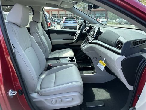 New 2026 Honda Odyssey EX-L image 17