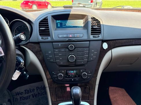 Used 2012 Buick Regal Leather FWD image 37