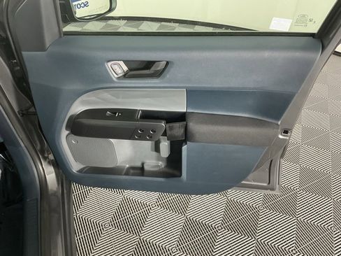 Used 2023 Ford Maverick XL image 14