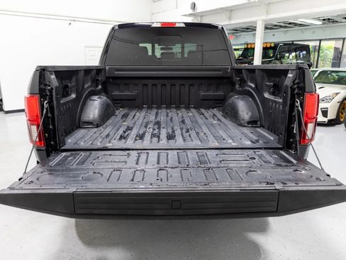 Used 2020 Ford F150 Lariat w/ Equipment Group 502A Luxury AWD/4WD image 16