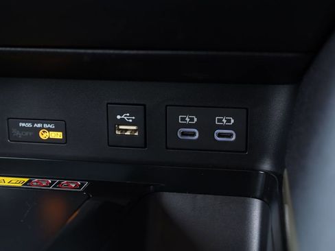 Used 2025 Toyota Camry LE image 25