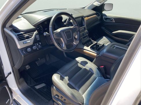 Used 2019 GMC Yukon Denali AWD/4WD image 13