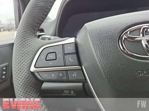 New 2026 Toyota Sienna Limited image 17