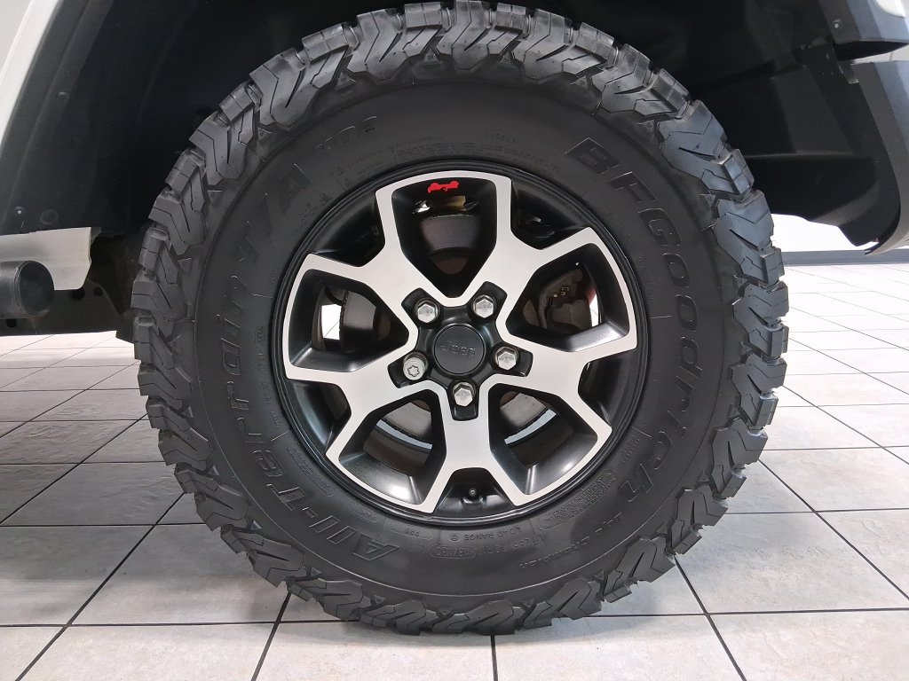 Used 2020 Jeep Wrangler Unlimited Rubicon AWD/4WD image 30