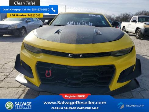 Used 2017 Chevrolet Camaro SS image 2