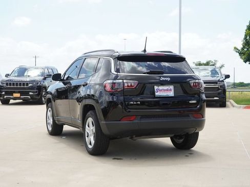 Used 2023 Jeep Compass Latitude AWD/4WD image 7