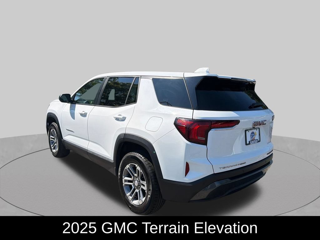 Used 2025 GMC Terrain Elevation AWD/4WD image 3
