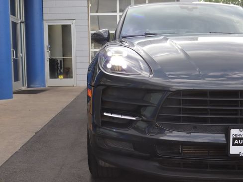 Used 2020 Porsche Macan AWD/4WD image 35