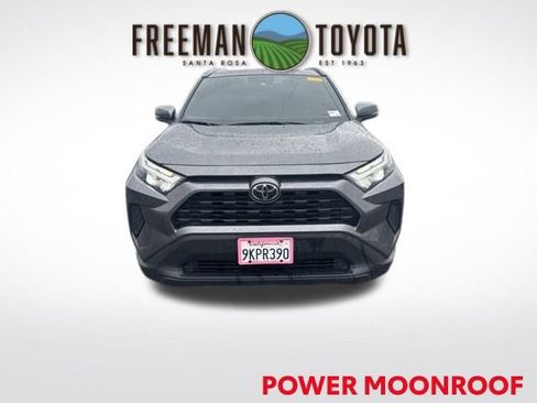 Used 2024 Toyota RAV4 XLE w/ Convenience Package image 2