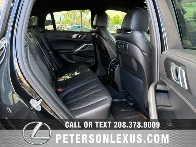 Used 2023 BMW X6 xDrive40i w/ Premium Package AWD/4WD image 19