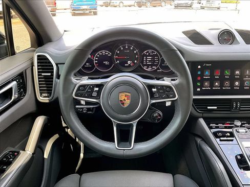 Certified 2022 Porsche Cayenne Platinum Edition AWD/4WD image 15