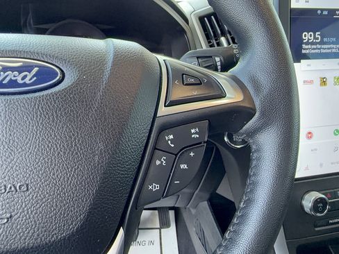 Certified 2024 Ford Edge SEL w/ Convenience Package AWD/4WD image 23