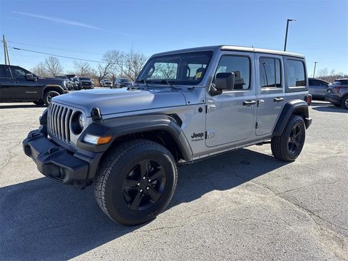 Used 2021 Jeep Wrangler Unlimited Sport image 2
