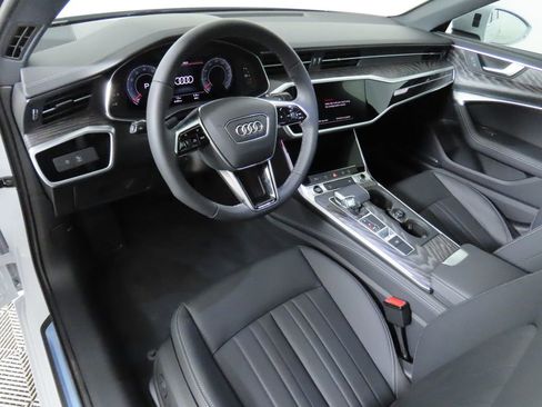 Used 2025 Audi A6 Premium Plus w/ Premium Plus Package image 9