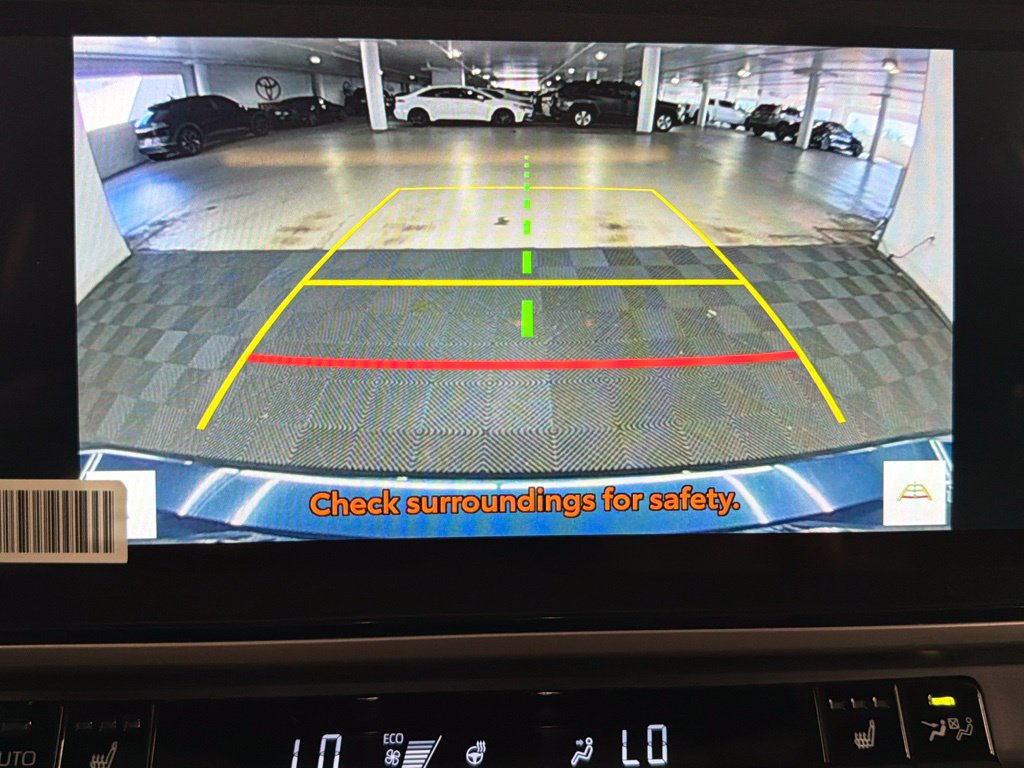 Used 2025 Toyota Camry XSE FWD image 35