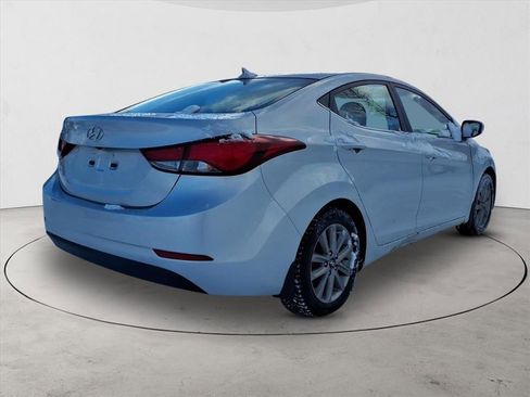 Used 2015 Hyundai Elantra SE w/ Option Group 03 image 6