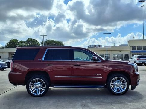 Used 2017 GMC Yukon SLT w/ Premium Edition RWD image 21