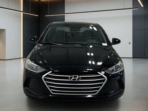 Used 2017 Hyundai Elantra SE FWD image 9