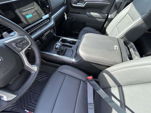 New 2026 Chevrolet Silverado 1500 LTZ w/ LTZ Premium Package image 10