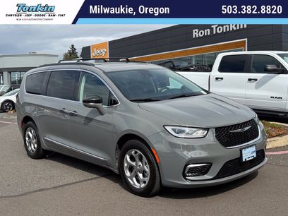 Used 2022 Chrysler Pacifica Limited