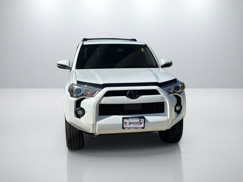 Used 2021 Toyota 4Runner SR5 Premium w/ Moonroof Package AWD/4WD image 2