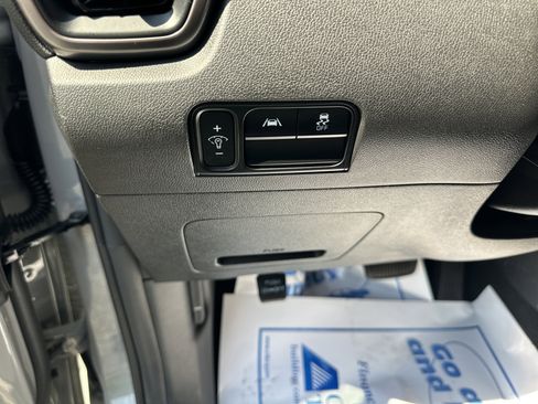 Used 2023 Kia Sorento S w/ Panoramic Sunroof Package AWD/4WD image 12