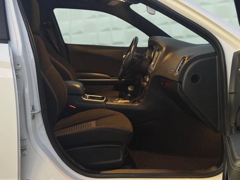 Used 2023 Dodge Charger SXT image 14