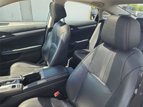 Used 2017 Honda Civic EX-L image 16
