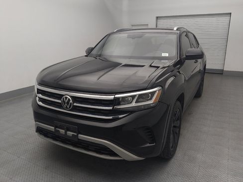 Used 2022 Volkswagen Atlas Cross Sport SE w/ Panoramic Sunroof Package FWD image 15