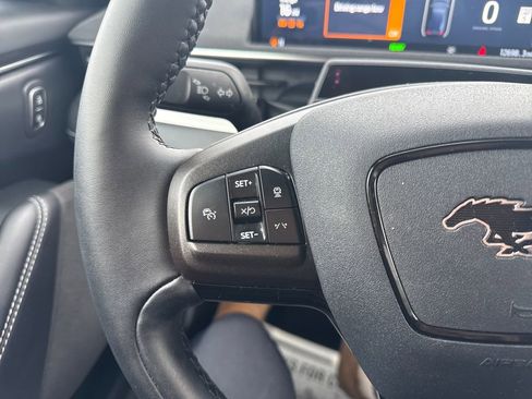 Used 2023 Ford Mustang Mach-E Select image 27