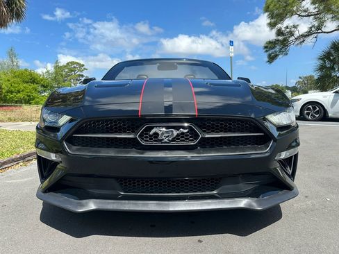 Used 2020 Ford Mustang GT Premium image 3