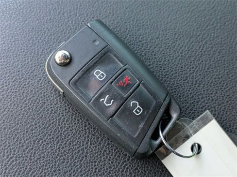 Used 2024 Volkswagen Jetta Sport image 27