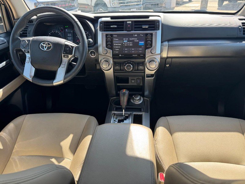 Used 2021 Toyota 4Runner SR5 Premium w/ Moonroof Package AWD/4WD image 11
