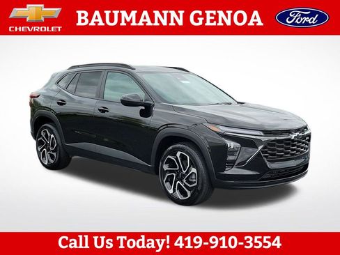 Used 2025 Chevrolet Trax RS w/ Driver Confidence Package FWD image 7