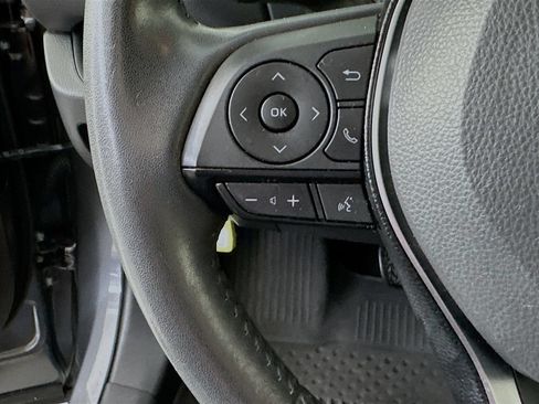 Used 2020 Toyota RAV4 XLE Premium AWD/4WD image 24