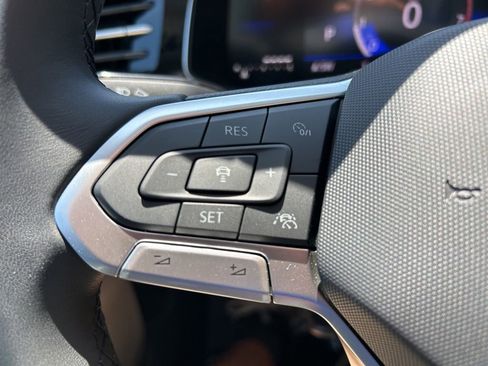 New 2026 Volkswagen Jetta SE FWD image 27