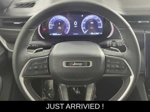 Used 2024 Jeep Grand Cherokee Limited AWD/4WD image 26