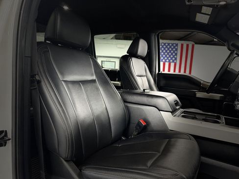 Used 2022 Ford F250 Lariat w/ Lariat Ultimate Package AWD/4WD image 27