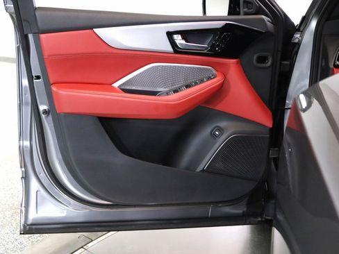 Used 2022 Acura MDX A-Spec image 12