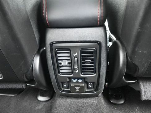 Used 2023 Dodge Durango GT RWD image 27
