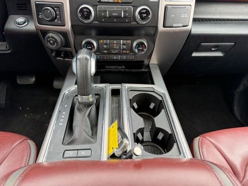 Used 2019 Ford F150 Platinum w/ Equipment Group 701A Luxury AWD/4WD image 15