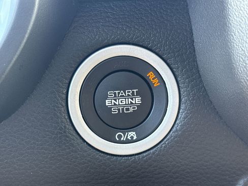 Used 2019 RAM 1500 Big Horn image 15