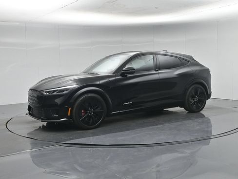 Certified 2025 Ford Mustang Mach-E GT AWD/4WD image 28