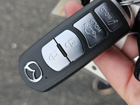 Used 2017 MAZDA MX-5 Miata Grand Touring image 36